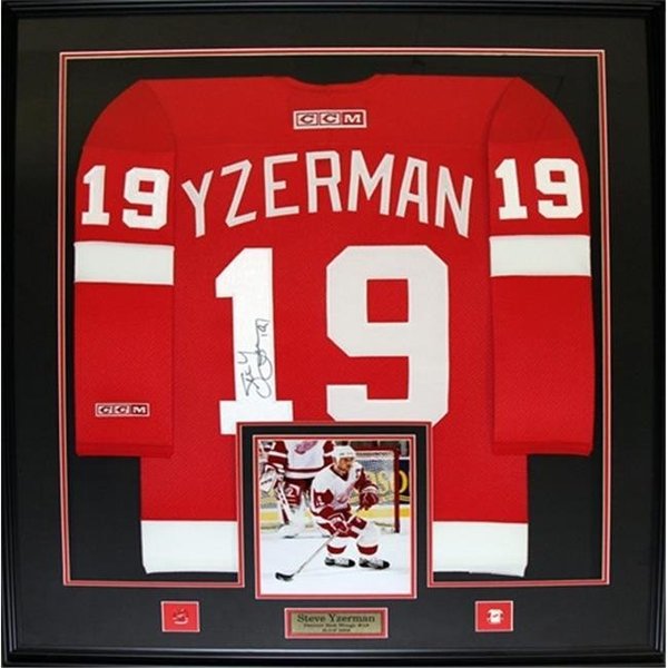 Midway Memorabilia Midway Memorabilia Steve Yzerman Detroit Red Wings Signed Red Jersey Frame yzerman_jersey_framed